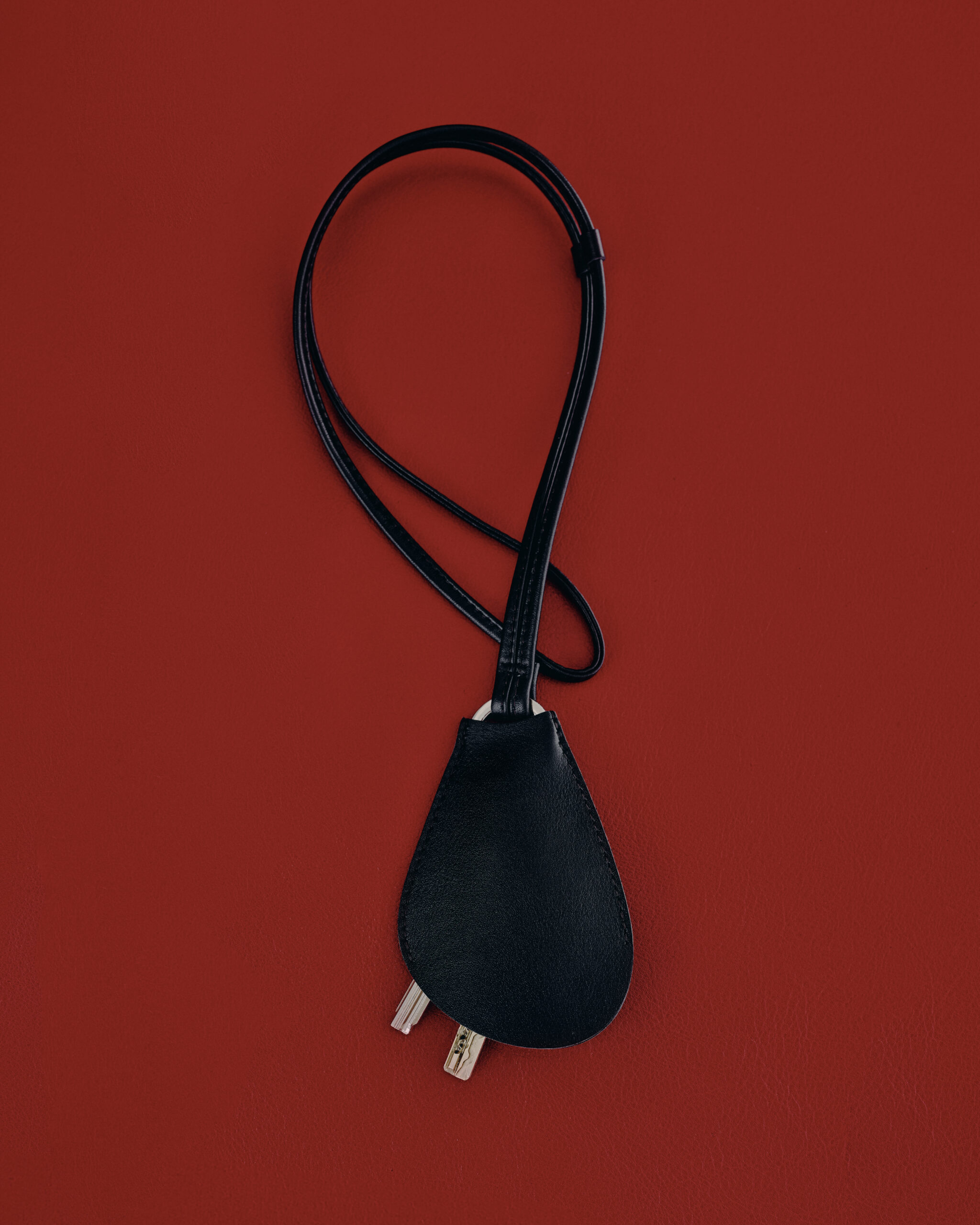 KEY HOLDER BLACK